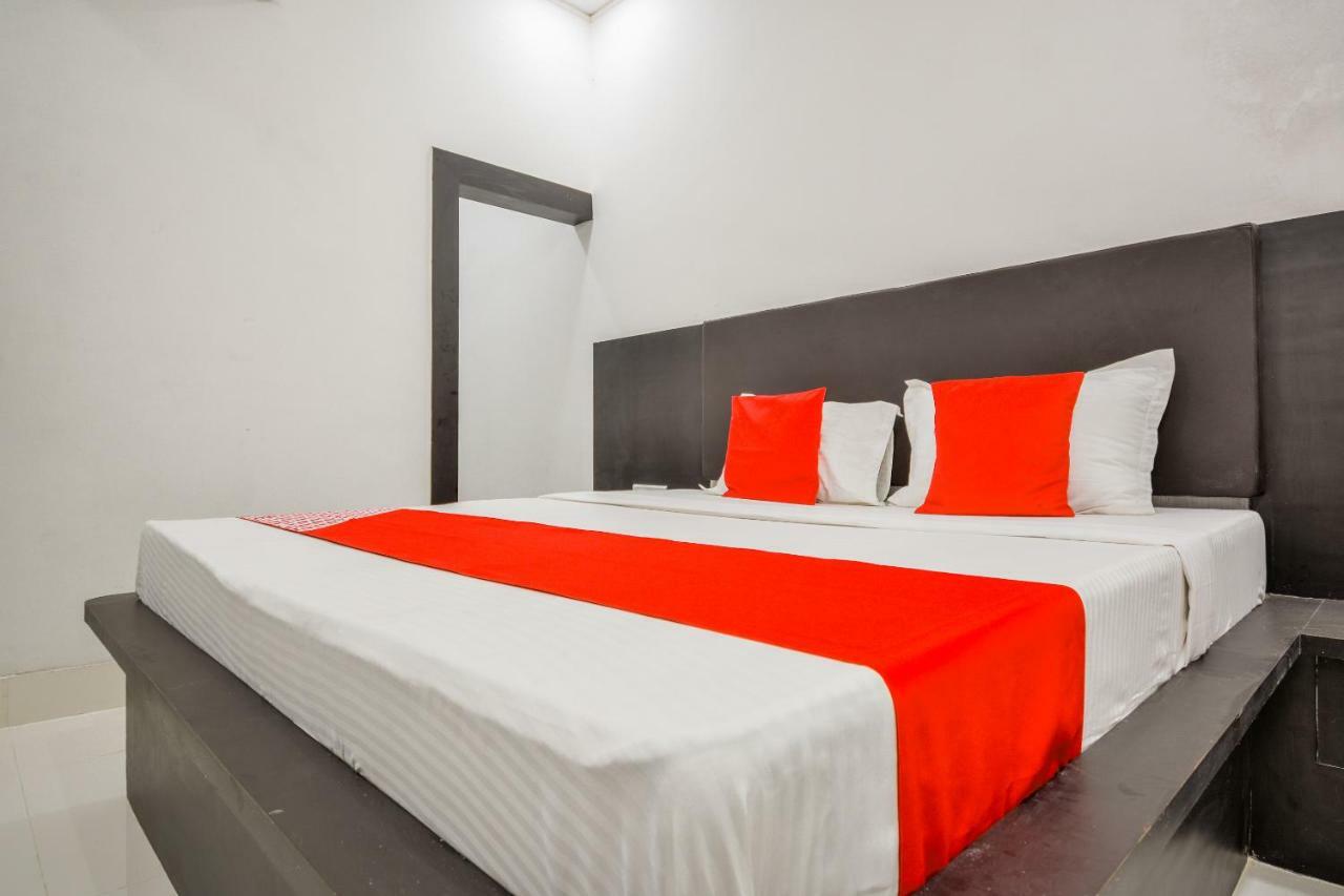 Oyo 43505 Hotel The White House Hisār Exterior photo