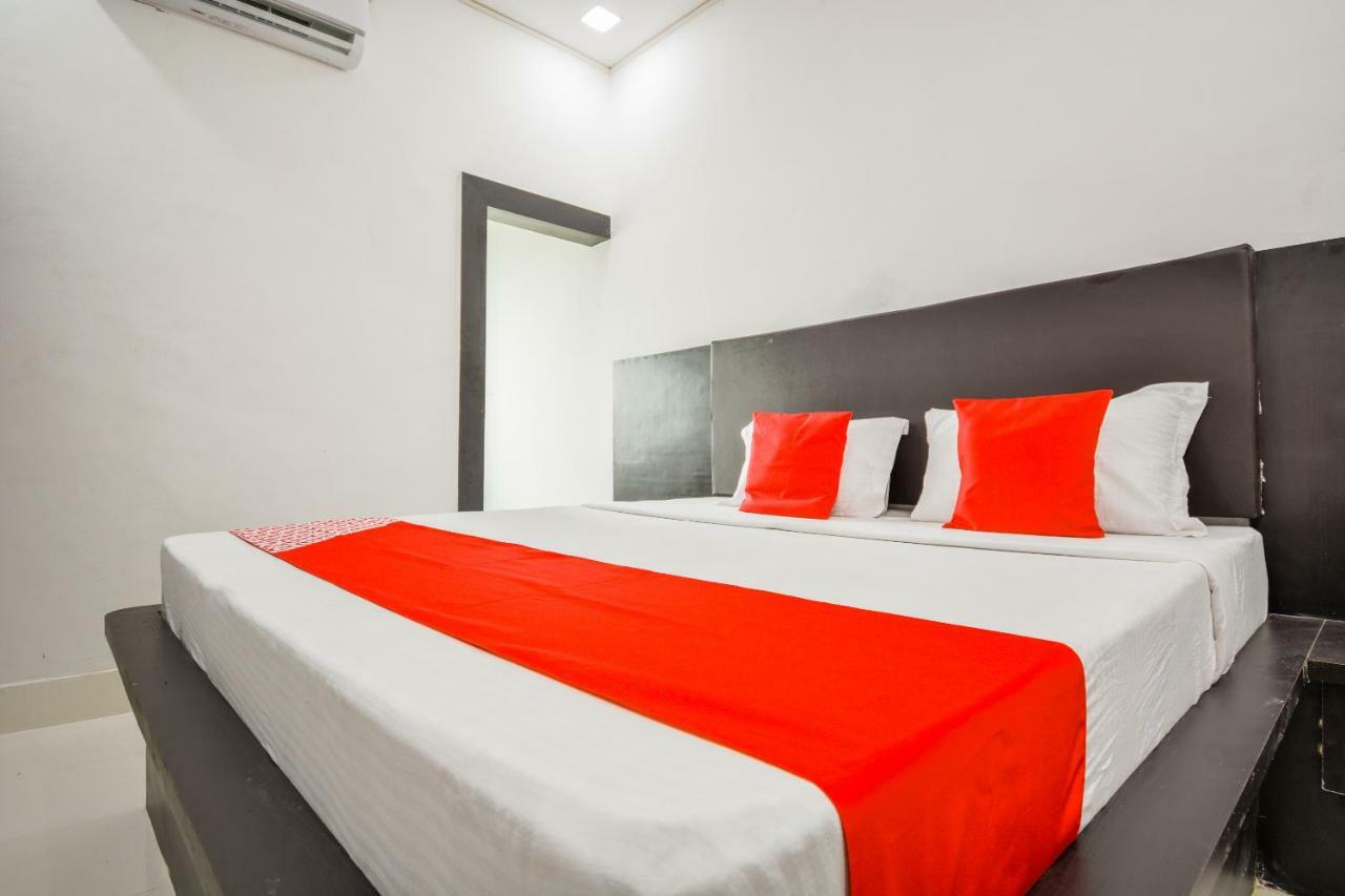 Oyo 43505 Hotel The White House Hisār Exterior photo
